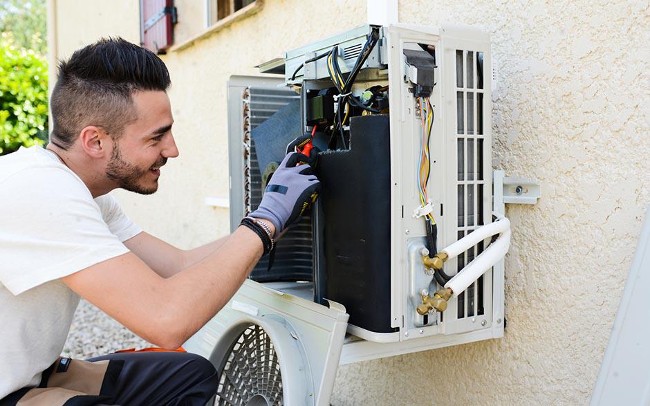 je recherche un électricien Les Mureaux